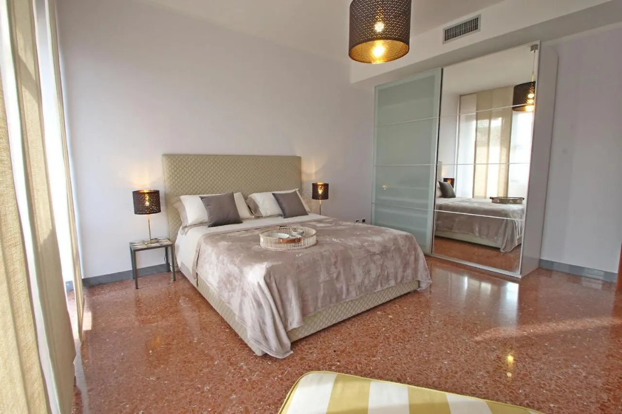 Apartment Appartamento Dei Ronchi Marina di Massa