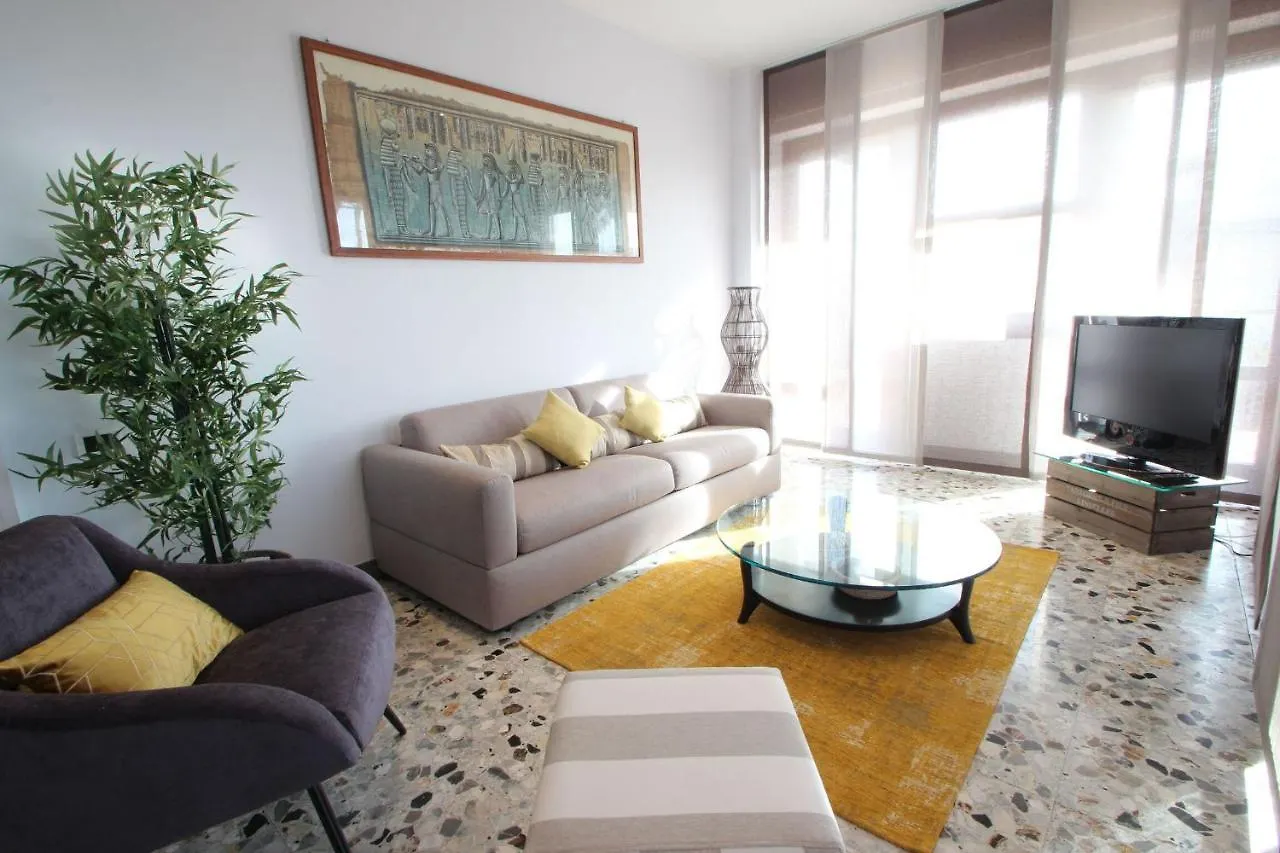 Appartamento Dei Ronchi Marina di Massa Apartment